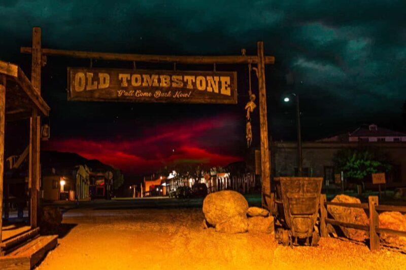 Tombstone Ghost Tours: Ghosts & Gunslingers of the Wild West - An In-Depth Look at the Tombstone Ghost Tour