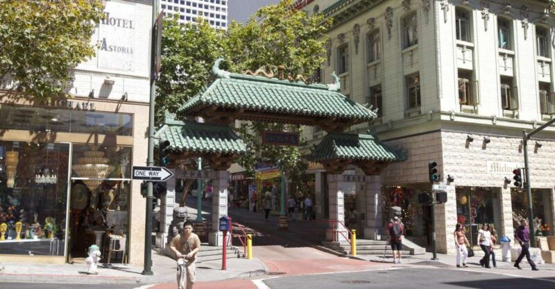 Top 10 Streets of SF, Chinatown & North Beach Highlights - Who Should Book This Tour?