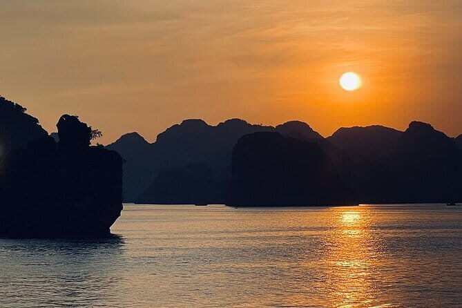 Top Lan Ha Bay Sunset Tours 2025 Departing from Cat Ba Island - Key Points