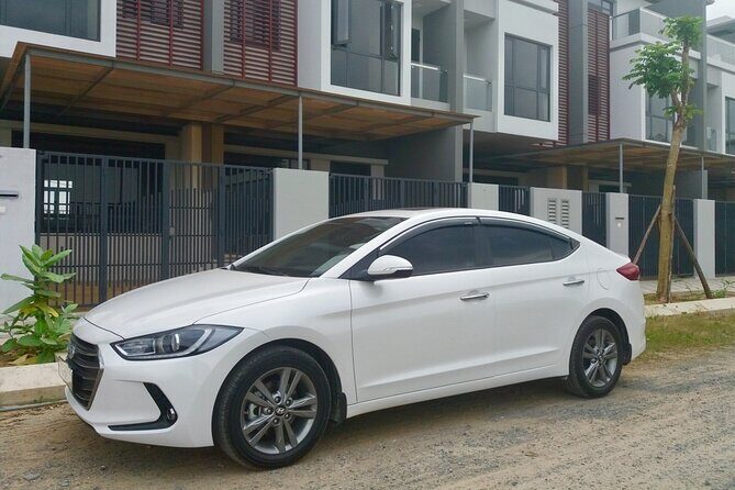 (TOP) Private car: Ho Chi Minh Airport (SGN) from/to HCM center - The Authenticity and Service Quality