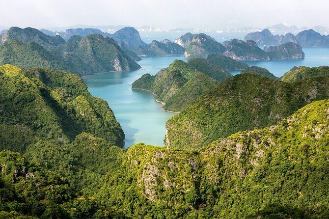 Top-Rated 2-Day Luxury: Halong Bay & Ninh Binh Wonders from Hanoi - What Reviewers Say