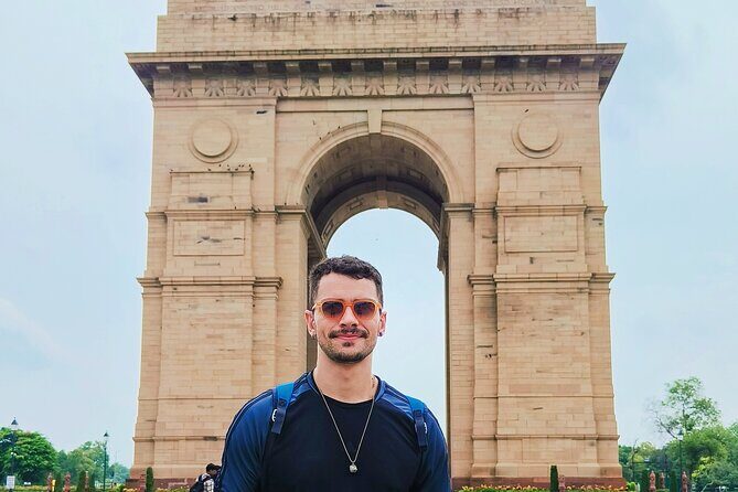Top Sites of Delhi: Full Day Tour by Private Car - Exploring the Itinerary in Detail