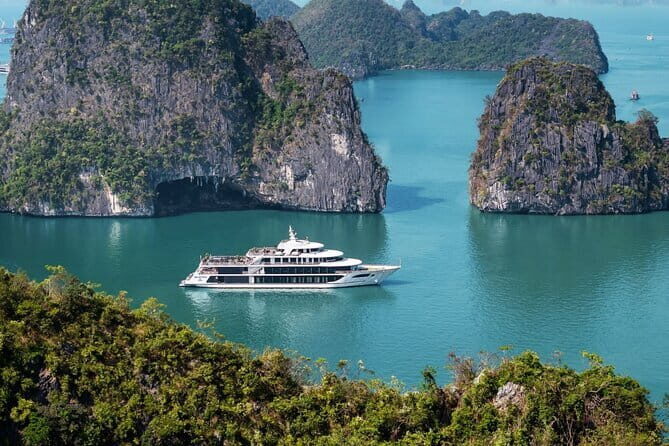 Top VIP Ha Long Bay Day Tour Experience from Ha Long Port - Key Points