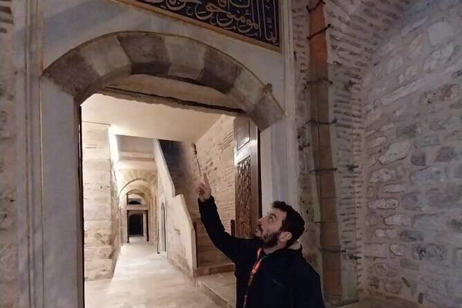 Topkapi Palace with Harem Walking Tour with Guide - Starting at Topkapi Palace