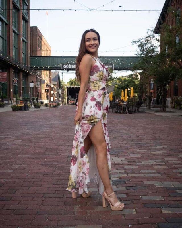 Toronto: 3 Iconic Outdoor Locations Photo Experience - FAQ