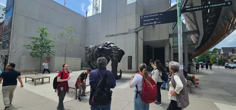 Toronto Discovery District Highlights Tour | 2-Hour - Who Should Consider This Tour?