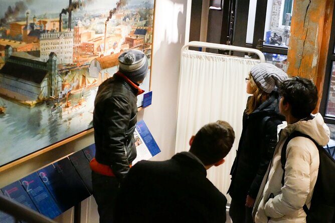 Toronto Distillery District Walking Tour - Who Should Consider This Tour?