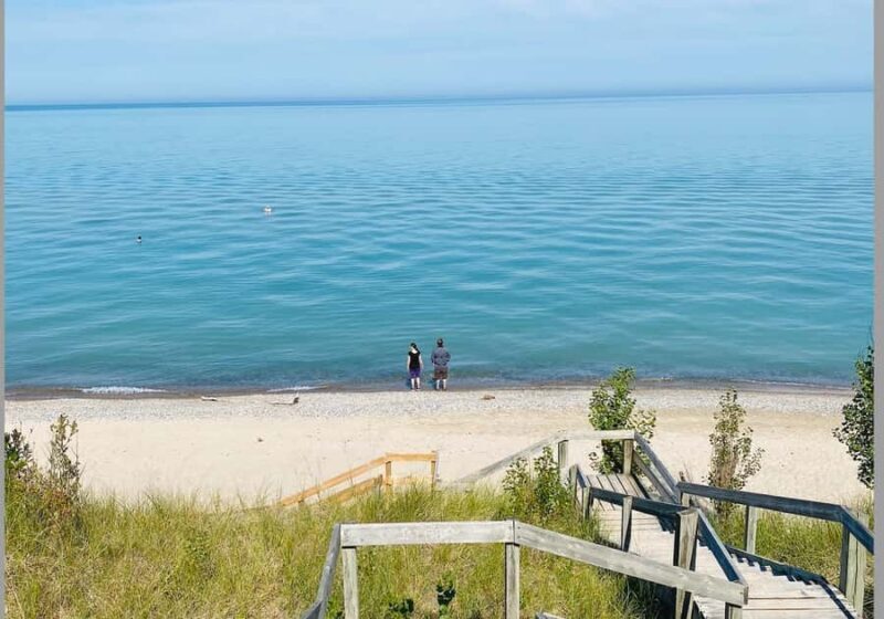 Toronto: Guided Day Trip to Pinery Provincial Park - The Hike and Scenic Viewpoint