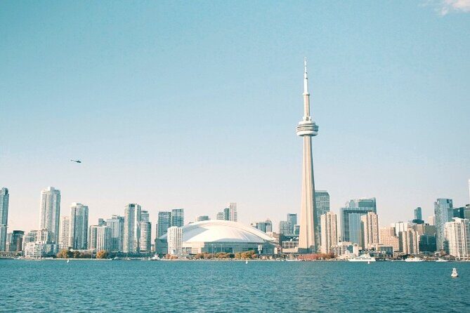 Toronto Highlights Walking Tour with CN Tower & Harbour Boat Ride - Who Should Consider This Tour?