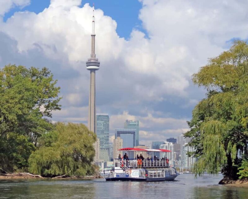 Toronto: Hop-On Hop-Off Bus Tour with Harbour Cruise - The Real Traveler Feedback