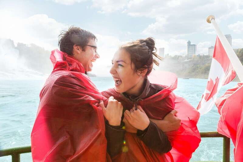 Toronto: Niagara Falls Day Tour with Boat Option - FAQ