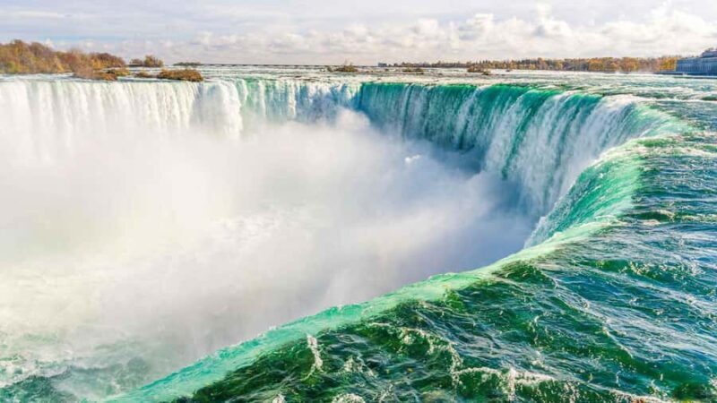 Toronto: Niagara Falls Day Trip with Driver - Authentic Highlights from Reviews