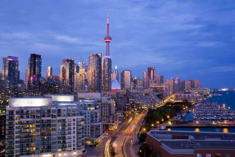 Toronto: Niagara Falls Guided Tour with Winery Stop - Who Will Love This Tour?