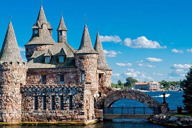 Toronto, Niagara Falls & Thousand Islands VIP 2Day Trip - The Experience: What Youll Really Get