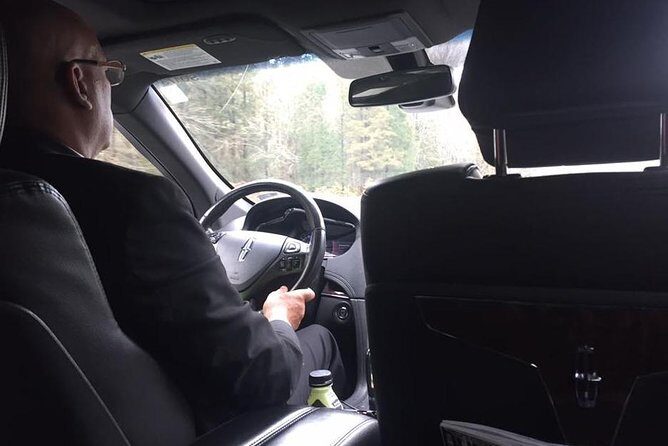 Toronto Pearson to Niagara Falls Private Transfer - Timing and Availability