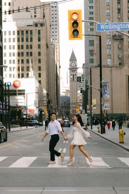 Toronto Photo Tour with a Private Photographer - An In-Depth Look at the Toronto Photo Tour