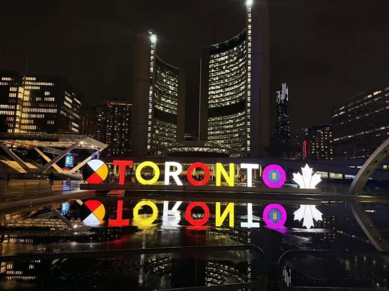 Toronto: Private 4-Hour Sightseeing Tour with Guide - The Overall Experience