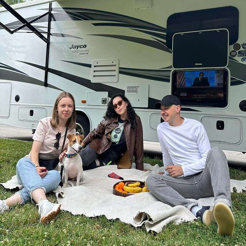 Toronto to Niagara Falls RV-Motorhome Tour - An in-depth look at the tour experience