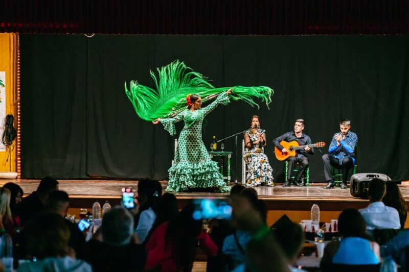 Torremolinos: Flamenco Show with Dinner and Drinks - FAQs
