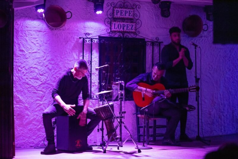 Torremolinos: Flamenco Show with Drinks - FAQ