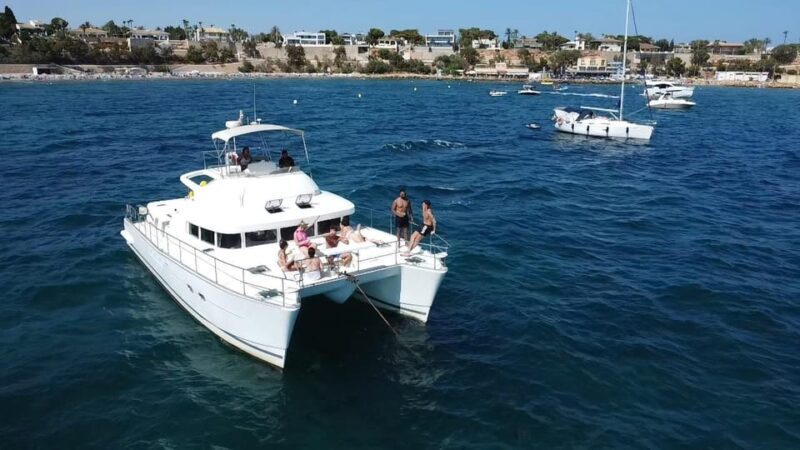 Torrevieja: Isabel alba catamaran tour 4 hours - Frequently Asked Questions
