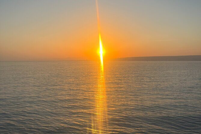 Torrevieja: Sunset onboard Exclusive Boat + Cava - FAQs