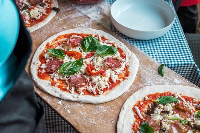 Toss, Bake, Cheers! - Sorrento Pizza Making Class with Wine - Authenticity and Guides: What Reviewers Say