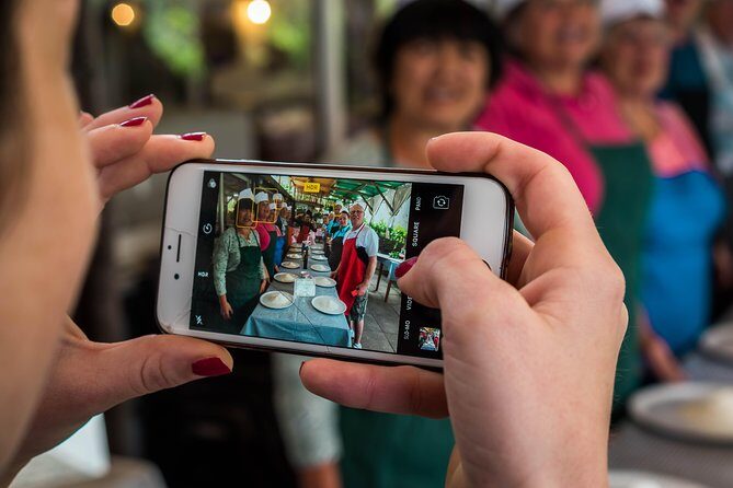 Toss, Bake, Cheers! - Sorrento Pizza Making Class with Wine - Who Will Love This Experience?