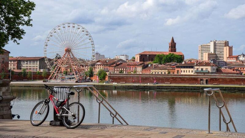 Toulouse: Christmas Market Walking Tour - Key Points