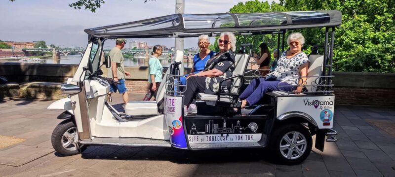 Toulouse: Electric Tuk-Tuk Tour with Photo Stops and Audio - An In-Depth Look at the Experience
