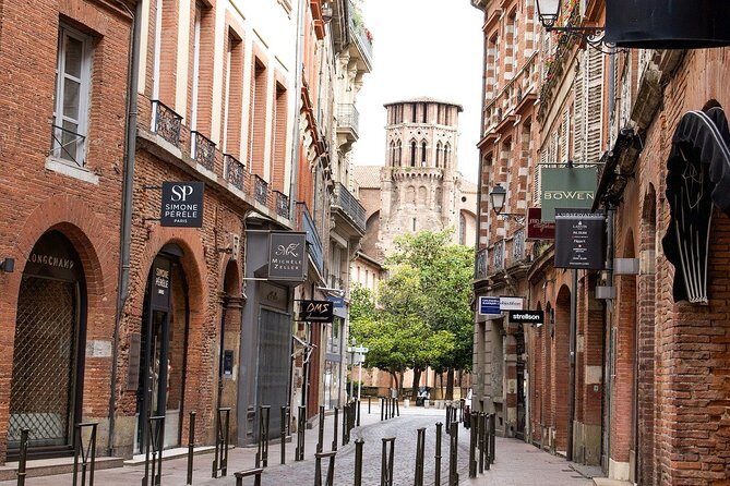 Toulouse Private Walking Tour With A Professional Guide - A Detailed Look at Toulouse’s Private Walking Tour