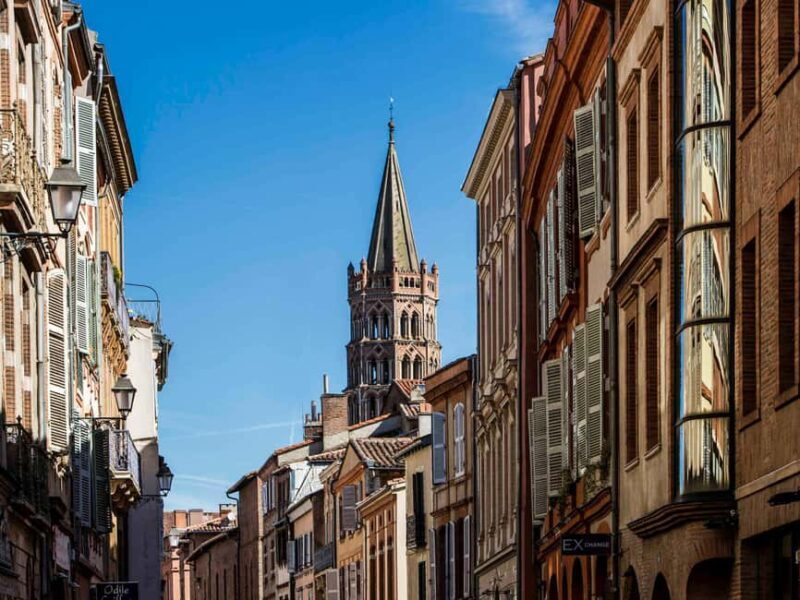 TOULOUSE: WALKING GUIDED TOUR WITH OFFICIAL GUIDE - An Introduction to Toulouse’s Architectural Marvels