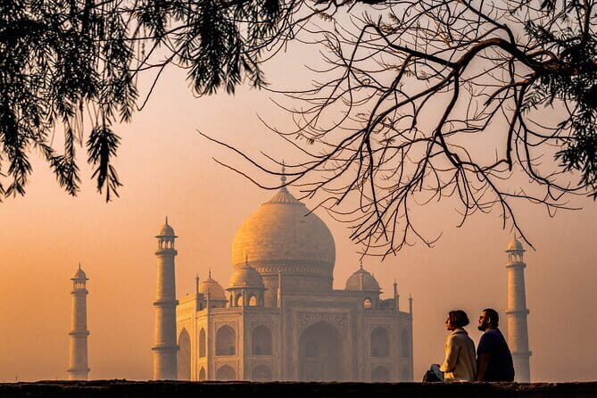 Tour 3 TAJ in a Day - Taj Mahal, Baby Taj, Red Taj - Key Points