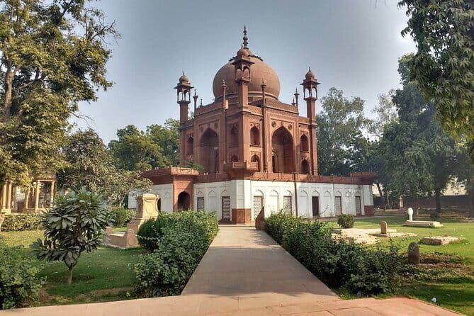 Tour 3 TAJ in a Day - Taj Mahal, Baby Taj, Red Taj - The Early Morning Magic at the Taj Mahal