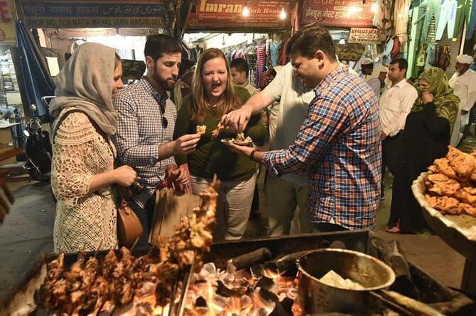Tour a Nueva y Vieja Delhi Con Guía en Idioma Español - A Closer Look at the Itinerary