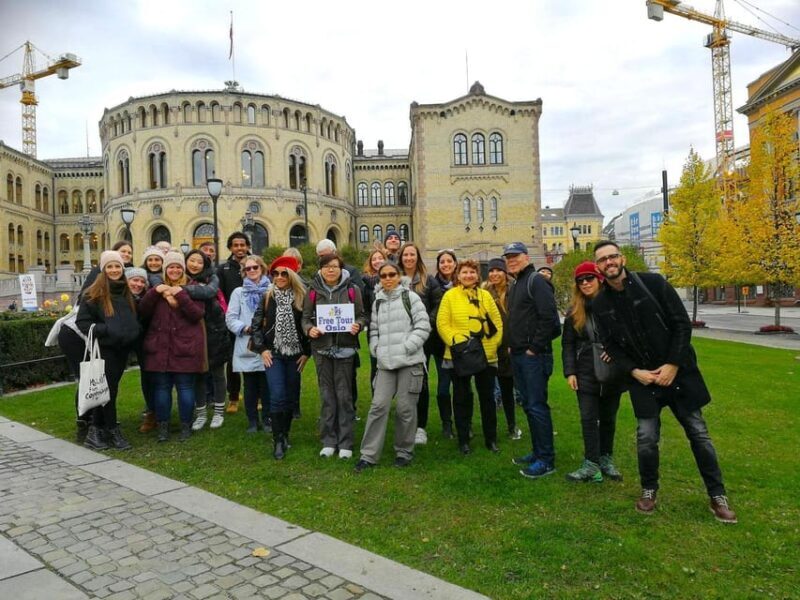 Tour a Pie en Oslo en Español - Key Points