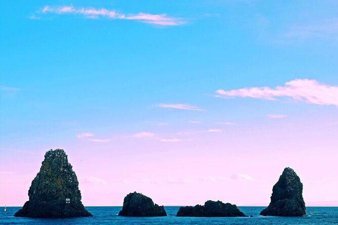 Tour Acitrezza and Acicastello Daily departures from Catania - Key Points