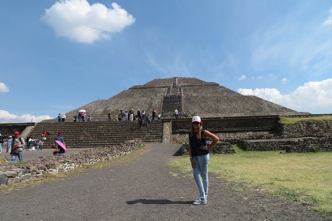 Tour Basilica de Guadalupe and Pyramids of Teotihuacan - Authentic Experiences and Practical Tips
