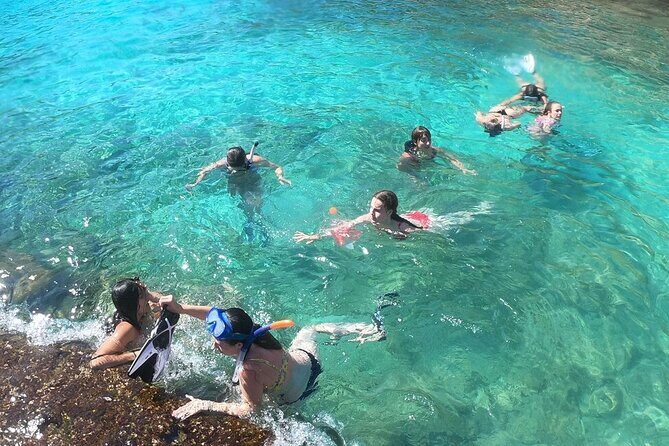 Tour Beach Portal Vells, Cave Portal Vells. - Authentic Experiences and Guides