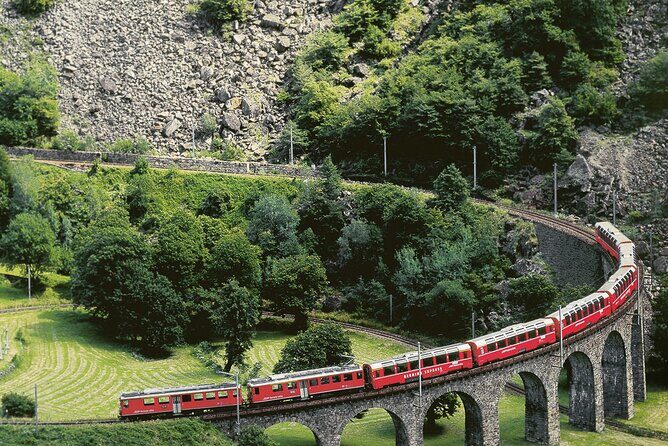 Tour Bernina Red Train And St Moritz from Milan - Optional Lake Como Cruise: A Luxurious Addition