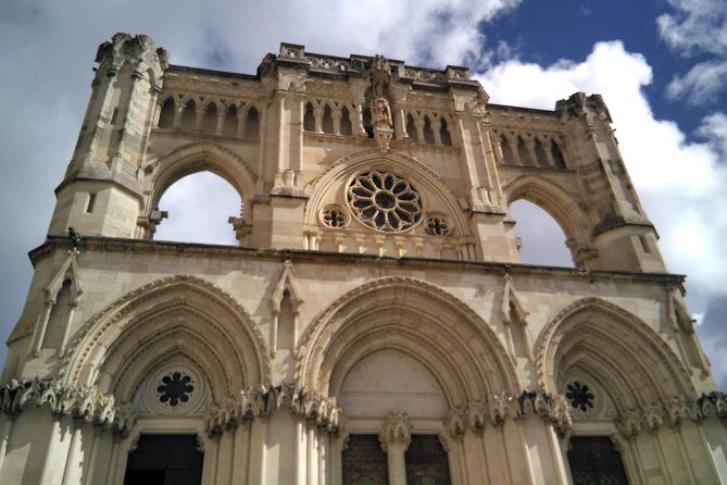 Tour from Madrid to Cuenca with access to Cathedral - Plaza Mayor de Cuenca: Heart of the City