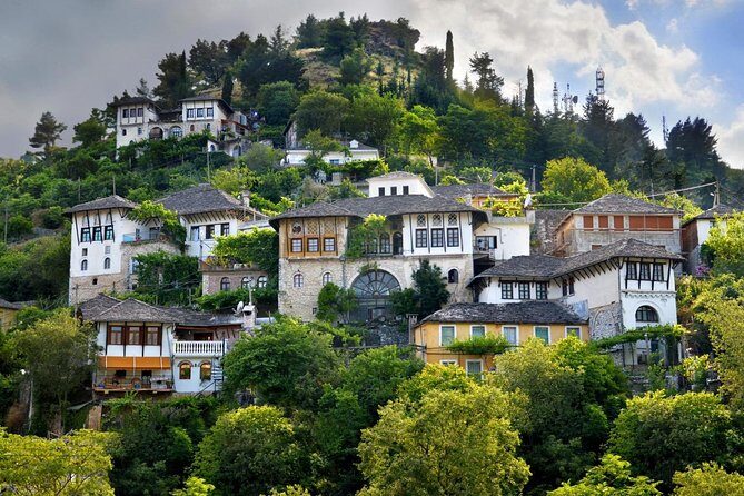 Tour Gjirokaster,Blue Eye & Lekursi Castle - Key Points