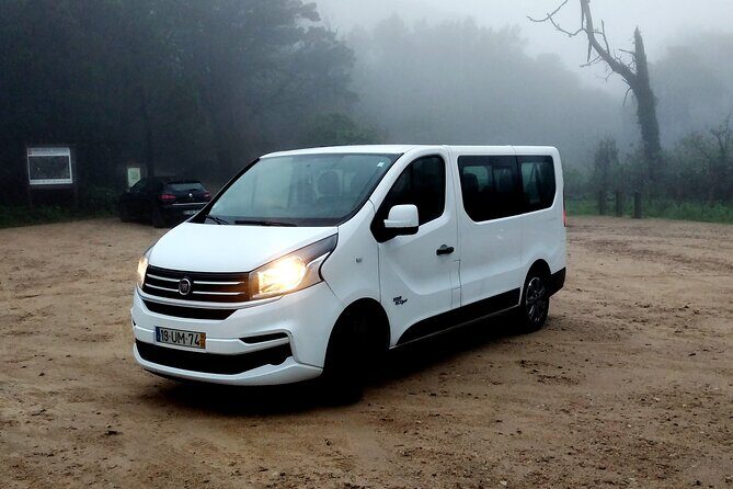 Tour group Sintra : Pena Palace, Regaleira, Cabo DA Roca and Cascais - An In-Depth Look at the Itinerary