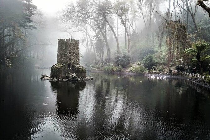 Tour group Sintra : Pena Palace, Regaleira, Cabo DA Roca and Cascais - Practical Tips