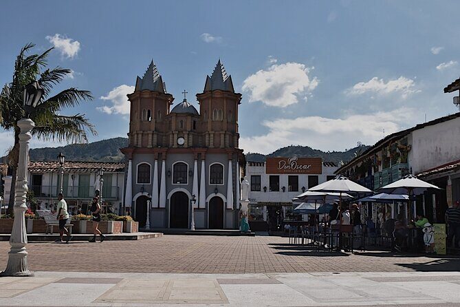 Tour Guatapé - The Sum Up