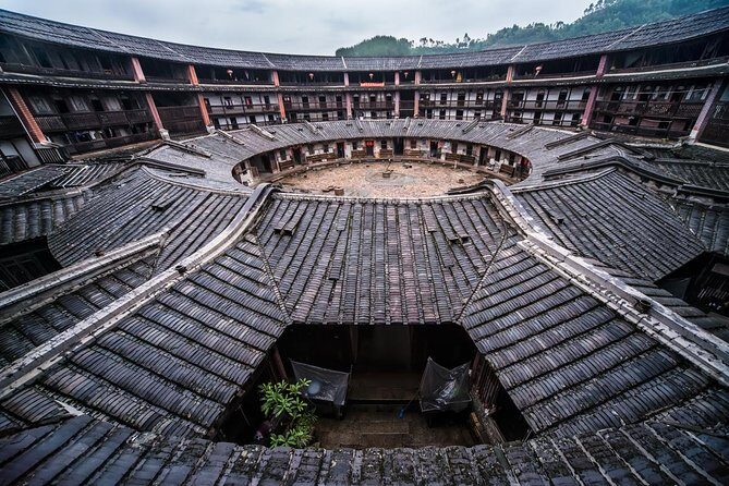 Tour Guide and Car: Private Day Tour to Huaan Earth Building from Xiamen - The Guide and Transport Experience