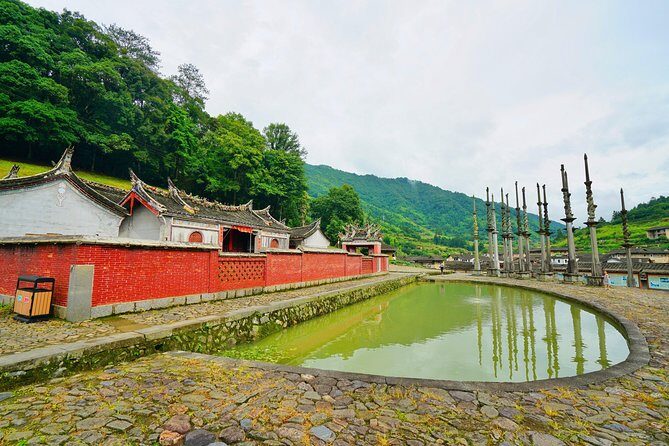 Tour Guide and Car: Private Day Tour to Tianluokeng Tulou from Xiamen - Key Points