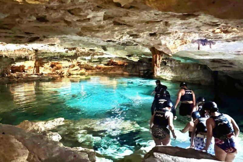 Tour in Italian of Tulum + 5 Cenotes - FAQ