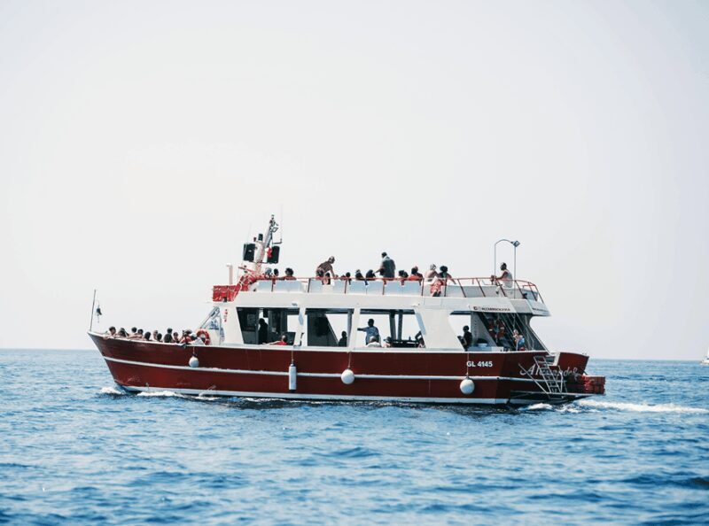 Tour in Mini crociere Alle Grotte di S. M. di Leuca - A Closer Look at the Santa Maria di Leuca Mini Cruise