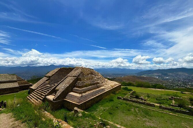 Tour in Oaxaca Monte Alban Mezcal Alebrijes and Barro Negro - A Practical Look at the Oaxaca Monte Alban, Mezcal, Alebrijes, and Barro Negro Tour